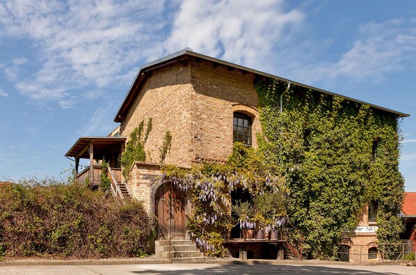 Exterior - Welcome to the Rapunzel vacation apartment in Waren an der Müritz (Waren (Müritz))