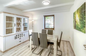 Dining - "Haus am See" Vacation Apartment in Torgelow (Torgelow am See)