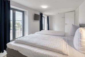 2 bedrooms, free WiFi, bed sheets - Maisonette city apartment for 2-4 people in the heart of Malchow (Malchow)