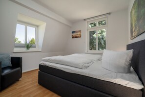 2 dormitorios, wifi gratis, ropa de cama