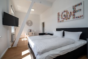 Free WiFi, bed sheets