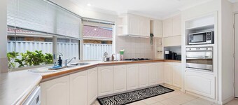 Winthrop Mansion - 5 Bed, 3 Bath, Pool Table, BBQ