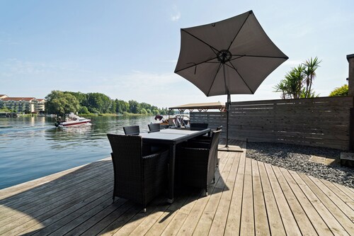 Ferienhaus Seaside House mit direktem Seezugang und Sonnenterrasse