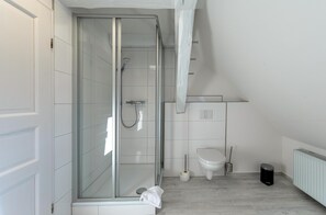 Hair dryer, towels - Vacation home with fireplace, covered terrace and garden (Penkow)