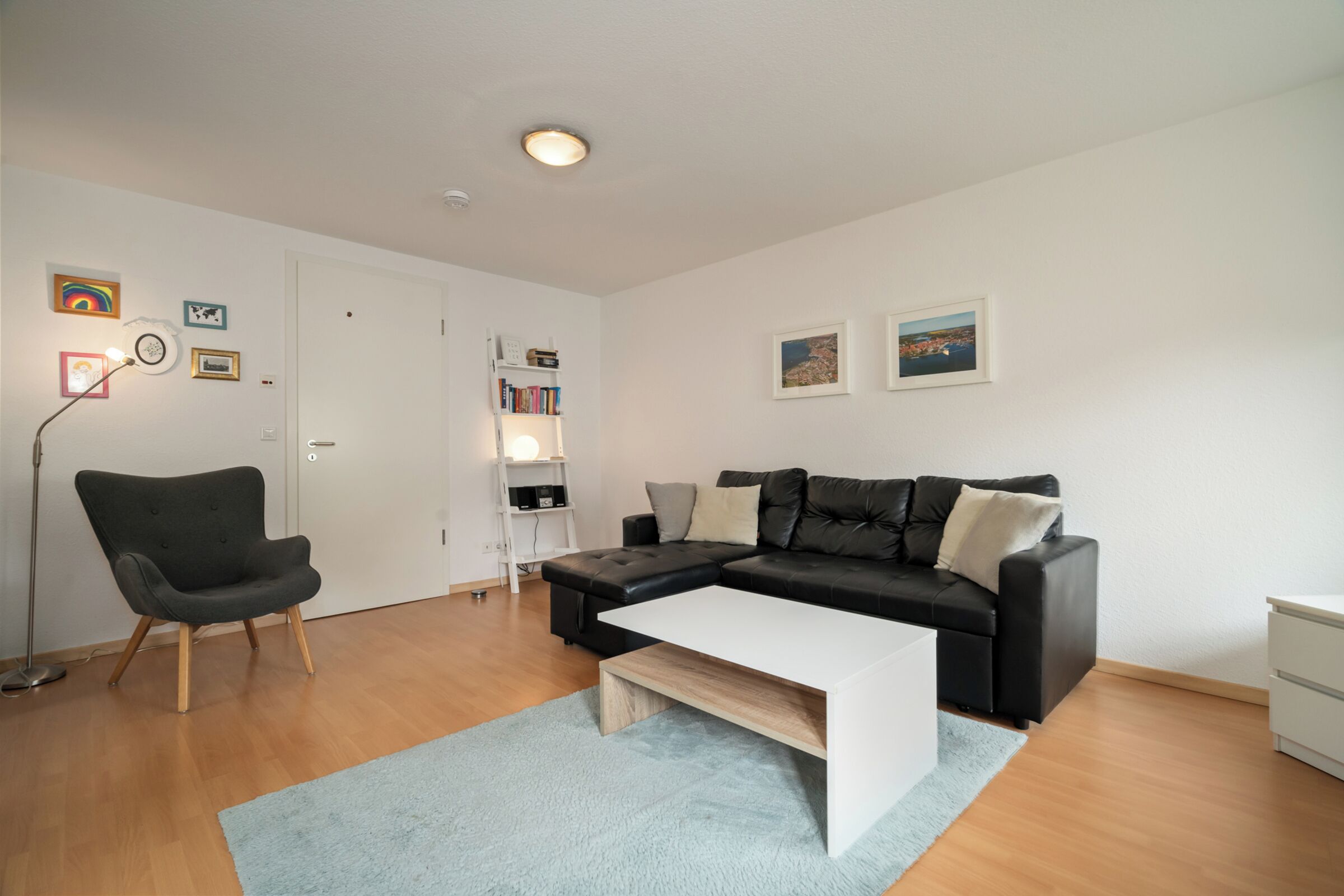 Fernseher, Stereoanlage