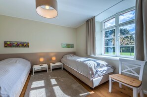 2 bedrooms, free WiFi, bed sheets