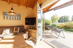 Fernseher, Stereoanlage