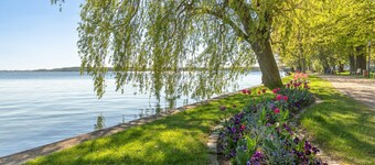 Vacation apartment SeeSuit directly at the Kölpinsee