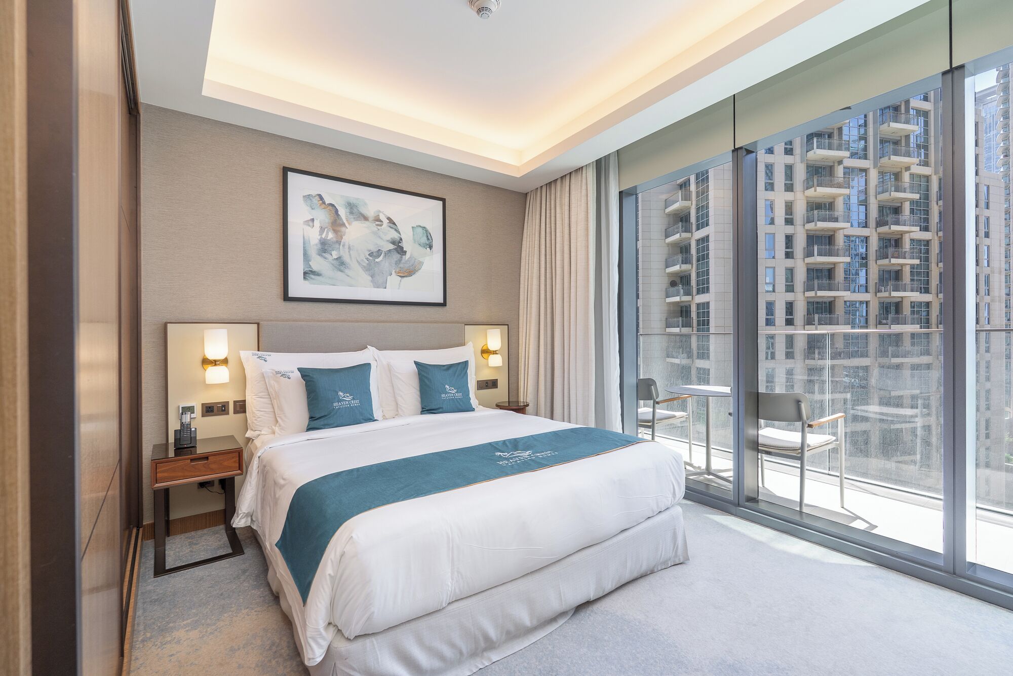 Literie de qualité supérieure, décoration personnalisée