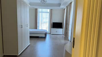 Luxury Double Room, Balcony, Courtyard View | Desk, laptop workspace, free WiFi