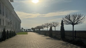 Courtyard - Hotel Kristal Palace (Prizren)