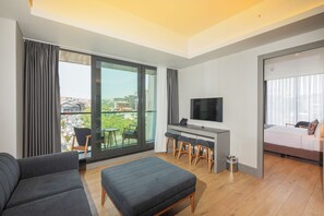 Deluxe Apartment, 2 Bedrooms, Terrace, City View | Terrace/patio - Meroddi Beyoğlu Residence (Istanbul)