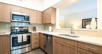 Spacious Apt with Pool