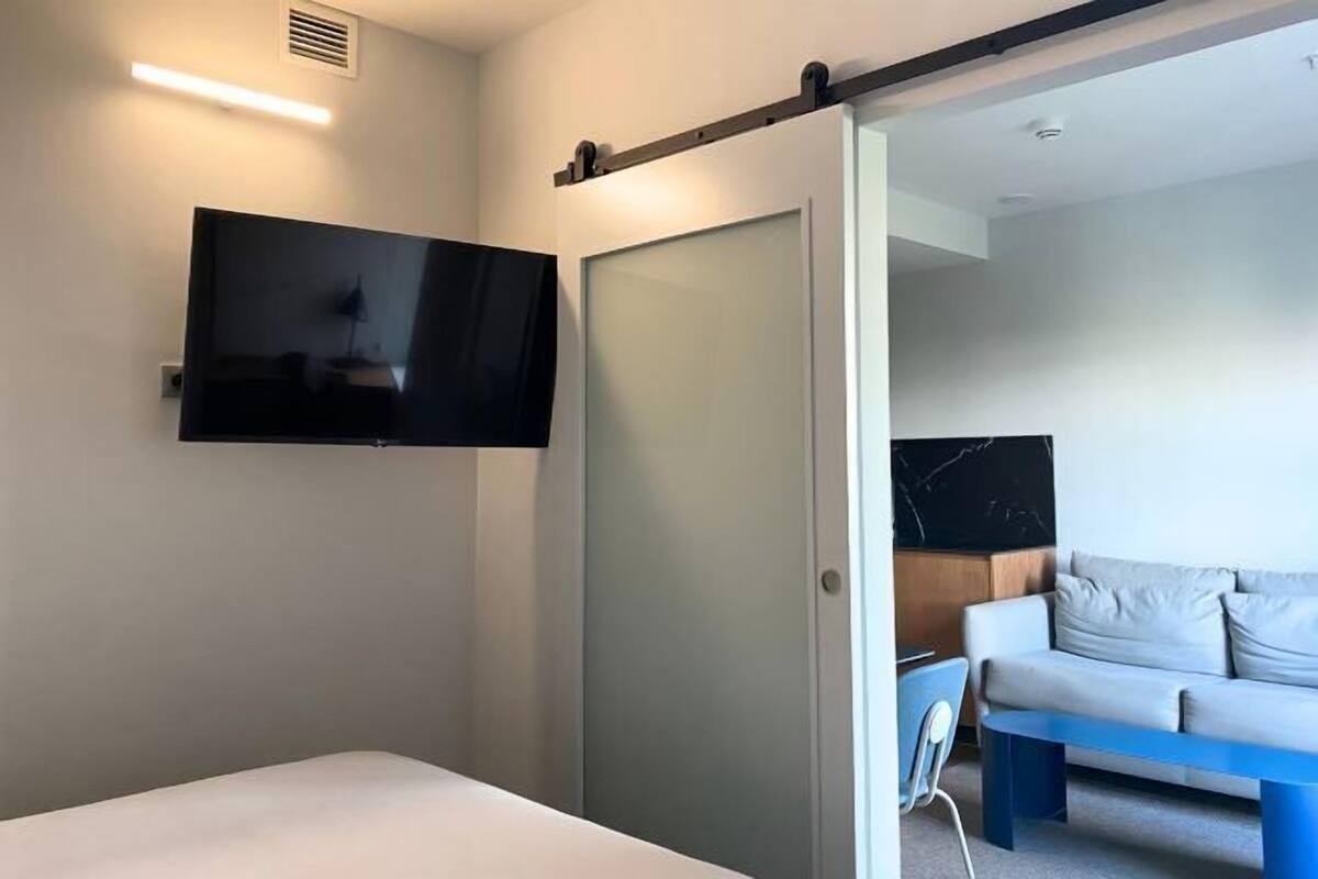 In-room safe, laptop workspace, blackout curtains, soundproofing