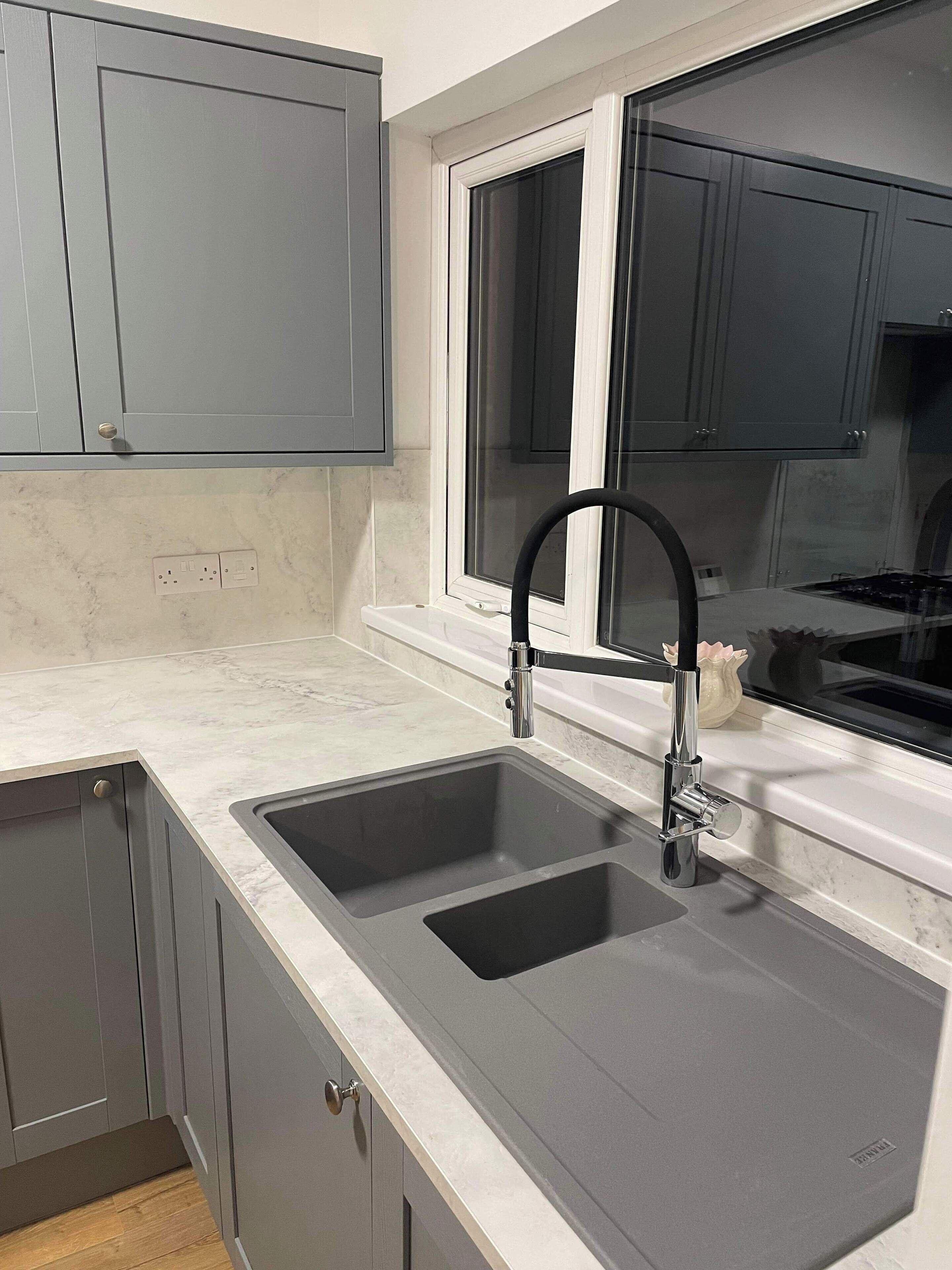 House | Private kitchen | Fridge, microwave, oven, stovetop