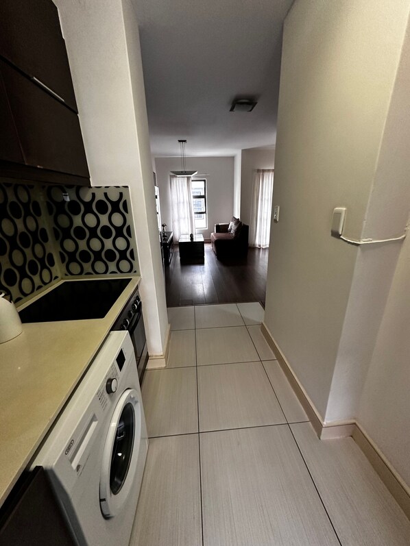 Apartment, 1 Bedroom, Accessible, Smoking | Interior - Nosu Cosy Apartments (Johannesburg)