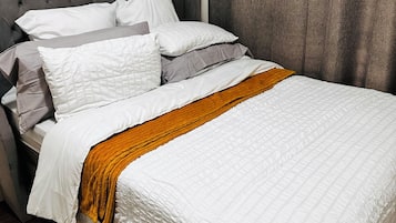 Apartment, 1 Bedroom, Accessible, Smoking | 1 bedroom