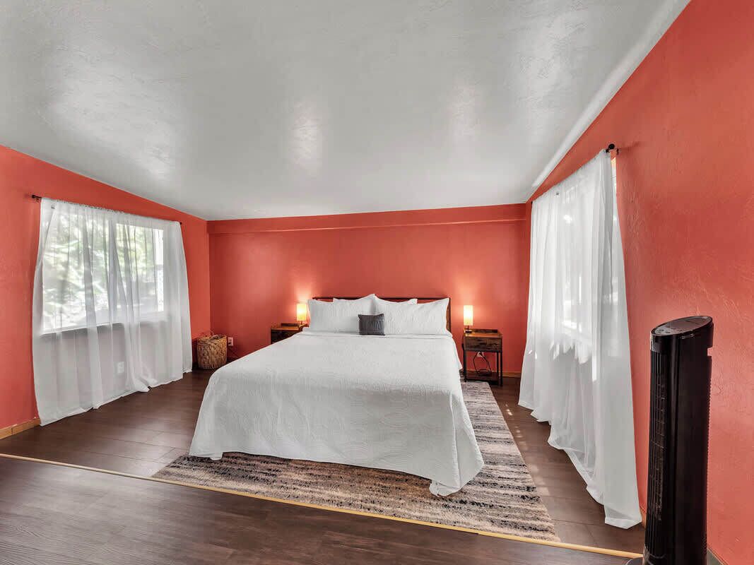 2 bedrooms, WiFi, bed sheets