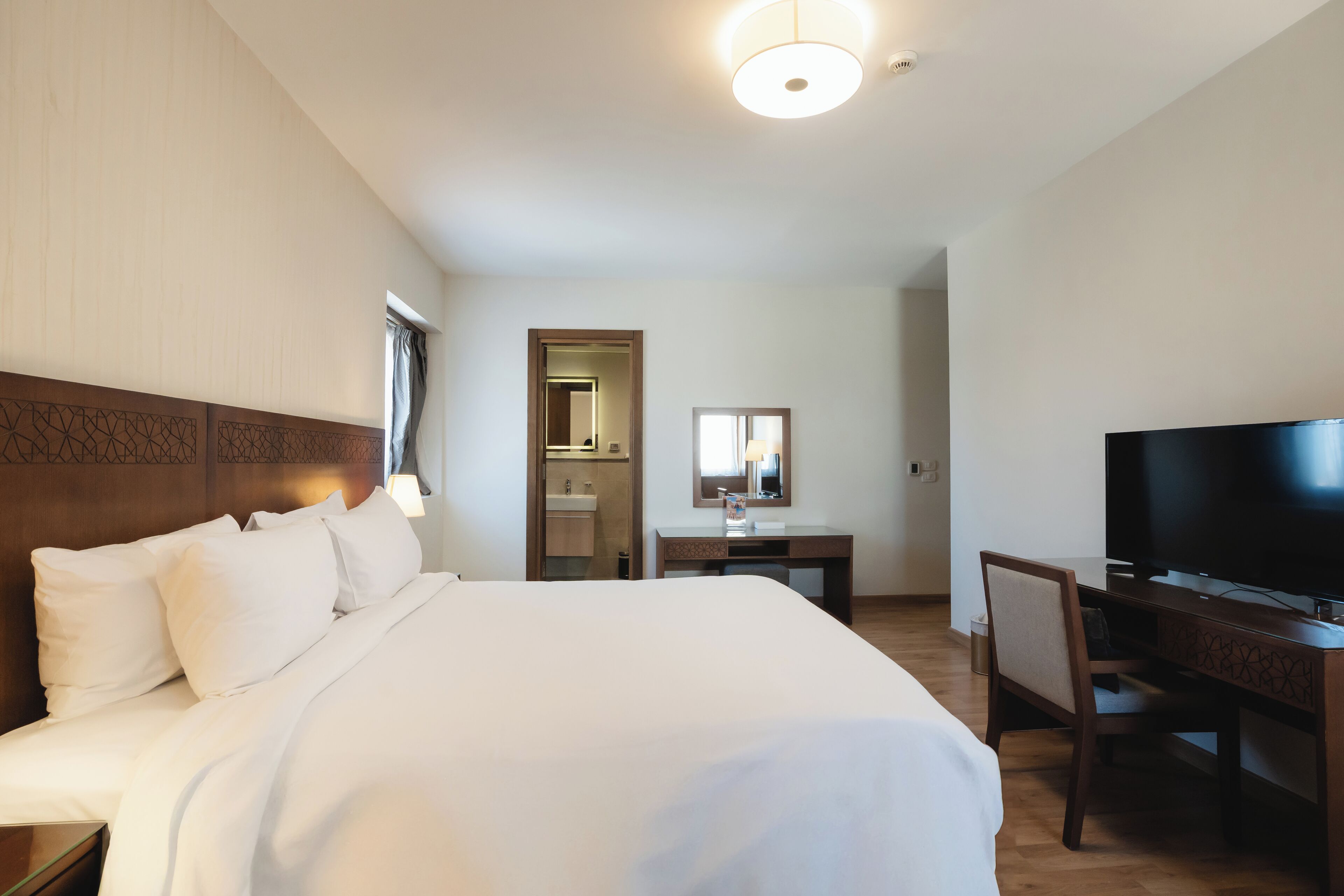 3 quartos, ferros/tábuas de passar roupa, Wi-Fi, roupa de cama