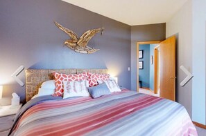 3 室のベッドルーム、WiFi、ベッドシーツ
