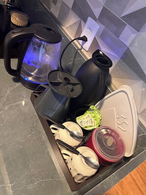 Kaffe och/eller kaffebryggare