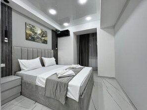 1 chambre, fer et planche Ă repasser, Wi-Fi, literie fournie