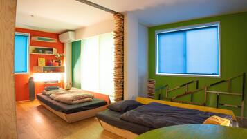 3 bedrooms, free WiFi, bed sheets