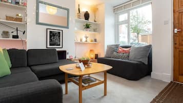 Apartment | 2 bedrooms, Internet