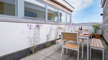 Apartment | 4 bedrooms, Internet