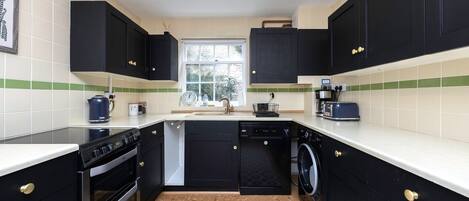 House | 3 bedrooms, Internet