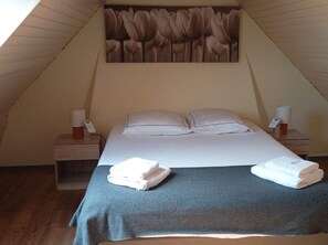 3 bedrooms, free WiFi, bed sheets
