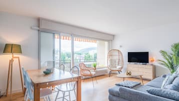 Fernseher