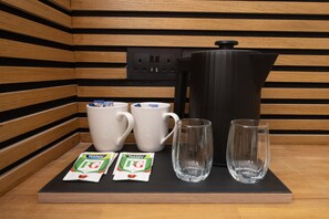 Fer et planche à repasser