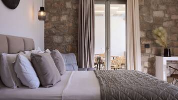 Deluxe Double Room, Balcony, Sea View no.5 | Desk, free WiFi, bed sheets