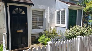 Exterior detail - Host & Stay | The Navy at Frederick Gardens (Brighton and Hove)