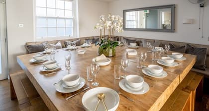 Host & Stay | The Charles Street House