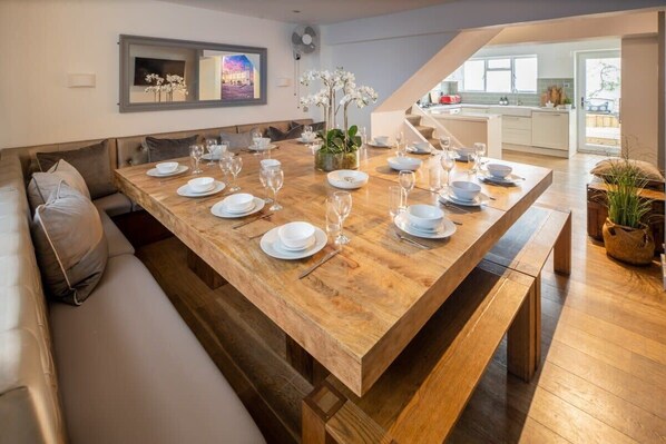 Dining - Host & Stay | The Charles Street House (Brighton and Hove)