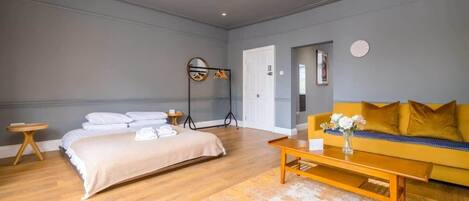 1 bedroom, iron/ironing board, WiFi, bed sheets