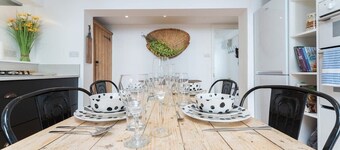 Host & Stay | Sunny Terrace on Robert Street