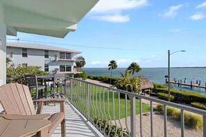 Unclassified image, 5 of 34, button - Waters Edge (Marathon)