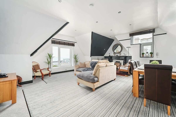 The Cliff Greenhouse, Brighton and Hove - Host & Stay