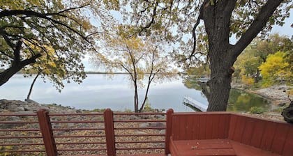 Luxury Family 5BR Lakefront private boat launch