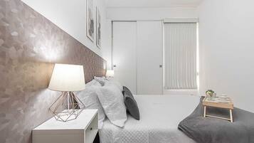 Comfort-Studio, Stadtblick | Allergikerbettwaren, Pillowtop-Betten, Schreibtisch