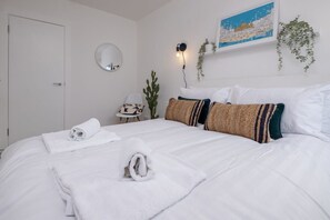 2 多间卧室、熨斗/熨衣板、WiFi、床单