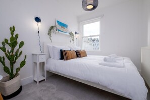 2 chambres, fer et planche à repasser, Wi-Fi, literie fournie