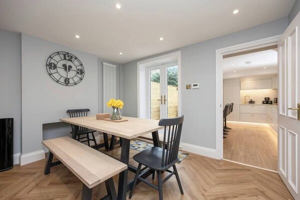 Dining - Host & Stay | Brighton Laines House (Brighton and Hove)