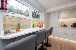 Fridge, microwave, oven, stovetop - Host & Stay | Brighton Laines House (Brighton and Hove)