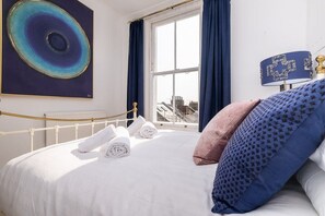 1 chambre, fer et planche Ă repasser, Wi-Fi, draps fournis