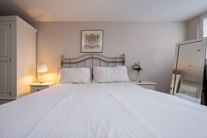 3 bedrooms, WiFi, bed sheets - Host & Stay | Downs Valley House (Brighton and Hove)