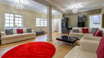 Télévision, espaces bureaux